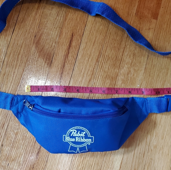EUC Pabst Blue Ribbon mini fanny pack - Picture 2 of 6